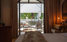 Le Petit Manoir Boutique Hotel